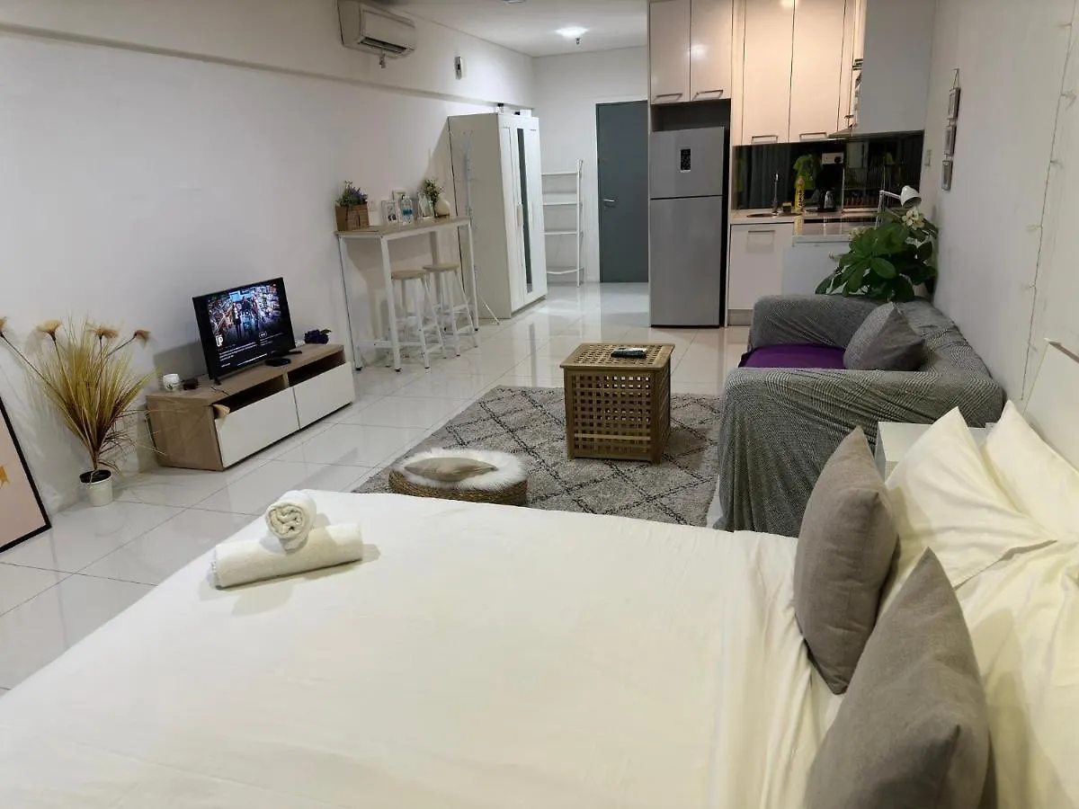 Summer Suites Klcc By Purple Orchid Куала-Лумпур Апартаменты