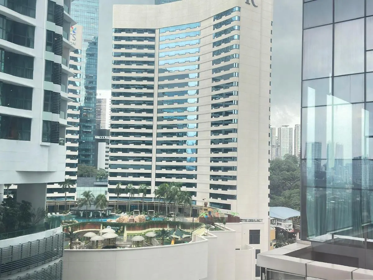 Апартаменты Summer Suites Klcc By Purple Orchid Куала-Лумпур