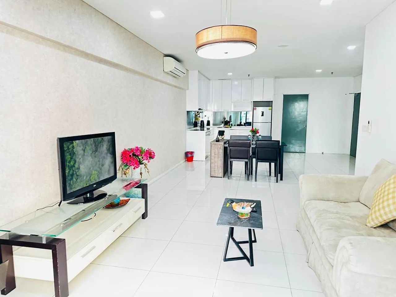 Summer Suites Klcc By Purple Orchid Куала-Лумпур